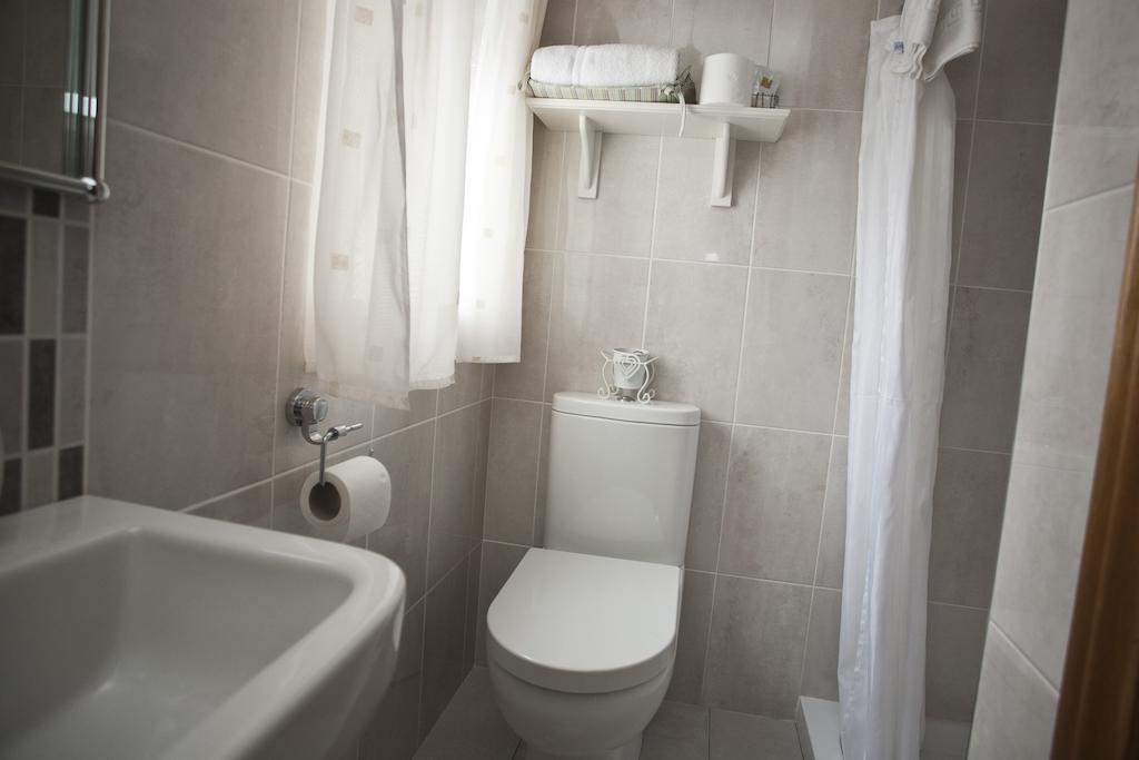 Avalon House B&B グレンティーズ 部屋 写真